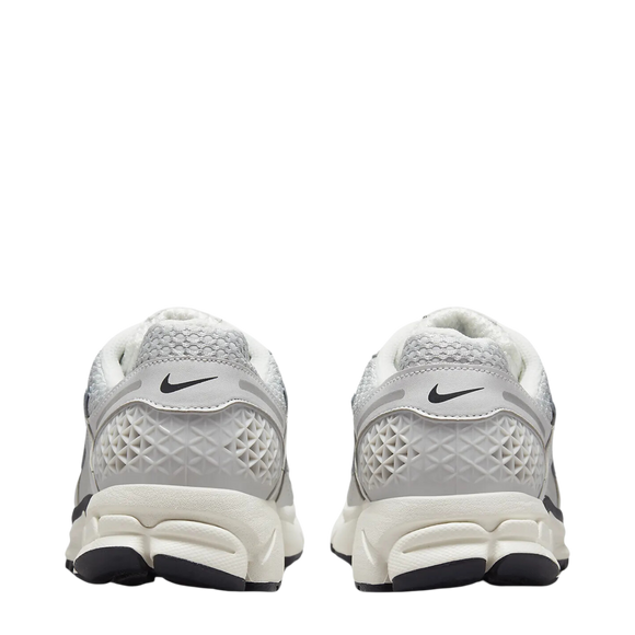 Nike Nike Zoom Vomero 5 White