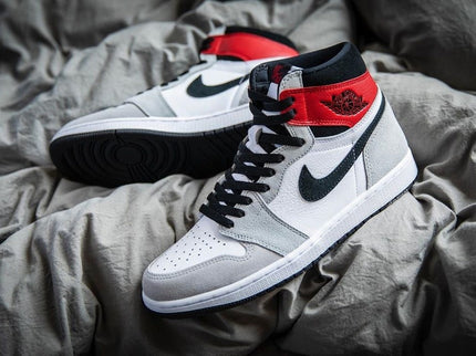 Jordan 1 High Light Smoke Grey