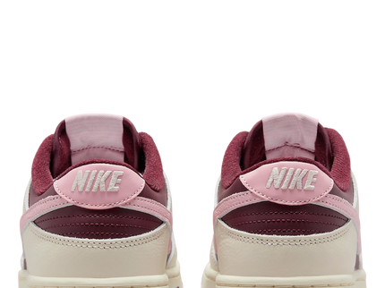 Nike Dunk Low " Valentines day " 2023