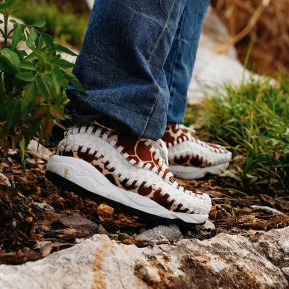 Nike Nike Air Footscape Woven Cow Print - SneakerMood 