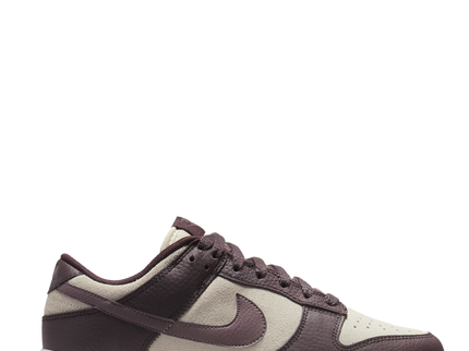 Dunk Low WMNS Plum Eclipse