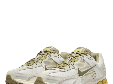 Nike Nike Zoom Vomero 5 Light bone / Medium Olive