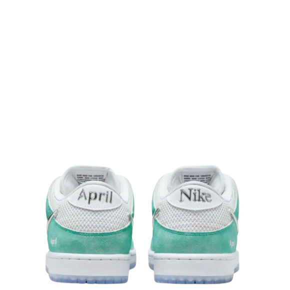 Nike Nike SB x April Skateboards Dunk Low Pro - SneakerMood 