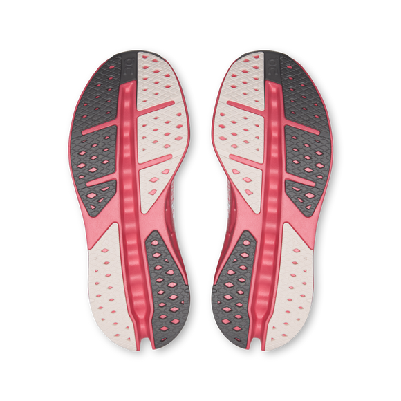 On Cloudsurfer Max White Camellia (W) 3WF30225076 SneakerMood productfoto 3