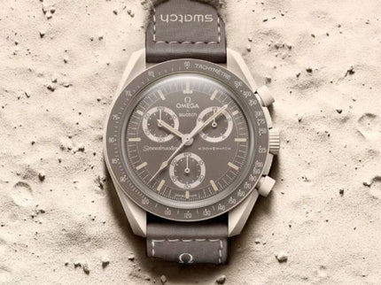Swatch x Omega Bioceramic Moonswatch Mission On Earth Desert – SO33T103 – SneakerMood – 03