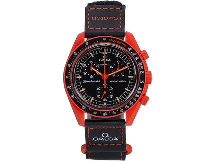 Swatch x Omega Bioceramic Moonswatch Mission On Earth Lava – SO33O100 – SneakerMood – 01
