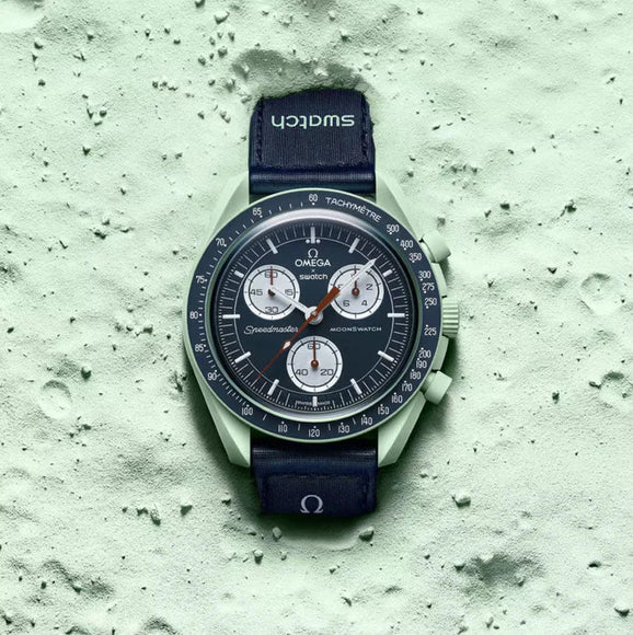 Swatch x Omega Bioceramic Moonswatch Mission to Earth – SO33G100 – SneakerMood – 02