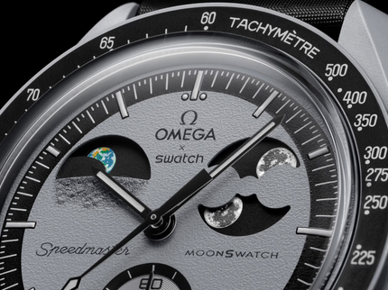 Swatch x Omega Bioceramic Moonswatch Mission to Earthphase – SO33M700 – SneakerMood – 02